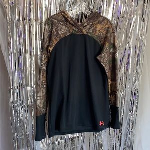 NWOT Under Armour Long Sleeve